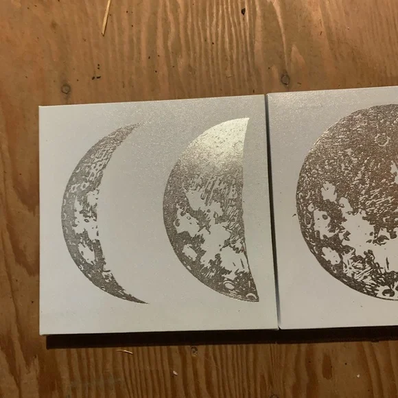 Triple Moons decor - Picture 3 of 5